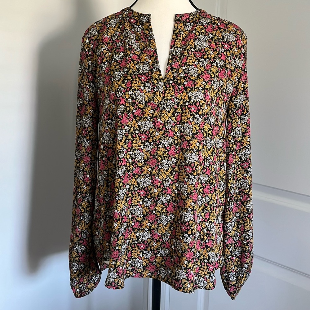 Loft Floral Blouse 💚